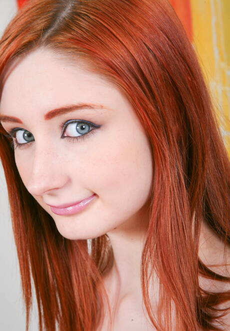 The Dick Suckers pleased to share with you a free xxx photo gallery with Violet Monroe in sucking dick porn